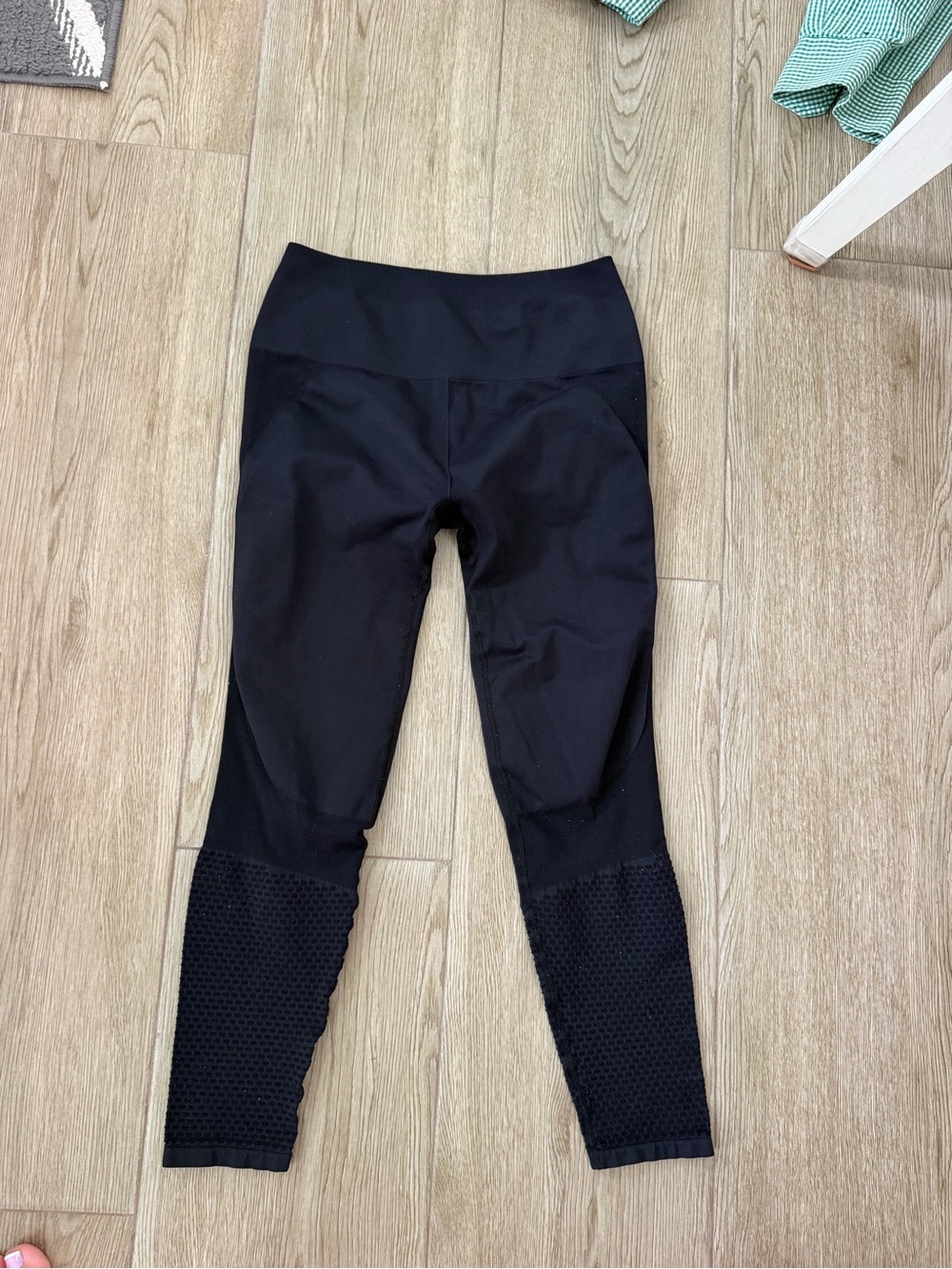 Fabletics Women’s Black High-Waist Mesh Panel Pull-On Leggings Size M